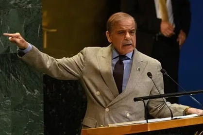 نخست&zwnj;وزیر پاکستان، هند را مسئول حمله اسلام&zwnj;آباد دانست