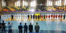حضور هواداران خانم در دیدار دوستانه تیم فوتسال ایران و روسیه+ عکس