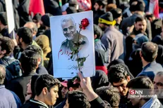 چه شوربخت است تهران که تو را از دست می‌دهد / آسمان بر دوش یک شهر