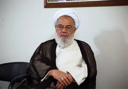 رویکرد رهبرانقلاب در نگارش نامه غیررسمی به جوانان اروپایی هوشمندانه بود/ غرب به دنبال مخدوش کردن اسلام است