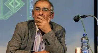 صادق زیبا کلام به دادسرا احضار شد