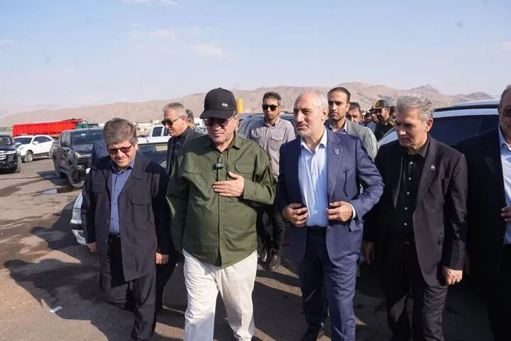 رئیس سازمان برنامه و بودجه: توسعه مسیرهای ترانزیتی شمال‌غرب کشور از اولویت‌های دولت است
