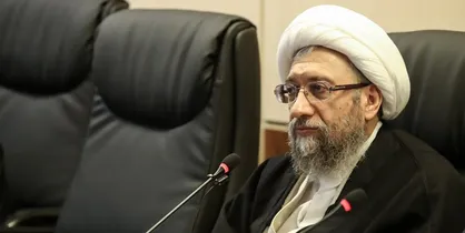 آملی لاریجانی: نظام جمهوری اسلامی اگر صبوری می&zwnj;کند از باب ضعف نیست