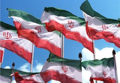 واکنش دانشجویان سمنان به بی&zwnj;حرمتی&zwnj;ها: پرچم ایران خط قرمز همه اقوام و مذاهب است
