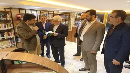بازدید عارف از مرکز پژوهش&zwnj;های توسعه و آینده&zwnj;نگری
