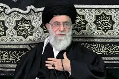 پخش مراسم عزاداری حضرت زهرا (س) با حضور رهبر انقلاب از شبکه یک