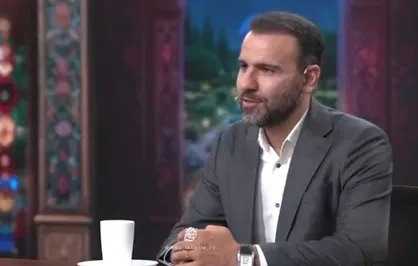 احترام نظامی ملی&zwnj;پوشان تعظیم به پرچم و میهن است