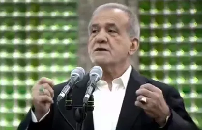 ایجاد تفرقه در داخل کشور و در بین کشور&zwnj;های اسلامی خدمت به همان اسرائیلی است که دم از جنگیدن با او می&zwnj;زنید