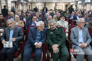 نشست هم اندیشی نقش اصناف و بازاریان در حمایت از کالای ایرانی
