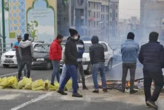 نشست مجازی بازخوانی حوادث آبان به همت بسیج دانشجویی کاشان برگزار می‌شود