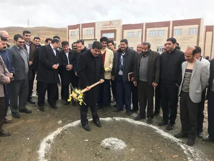 ساخت سرای دانشجویی با ظرفیت ۲۵۰ نفر در دانشگاه نهاوند آغاز شد/ اختصاص ۳۰ میلیارد ریال برای احداث