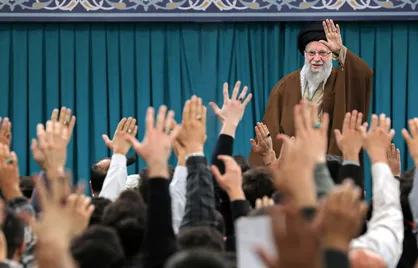 مدافعان حرم نشان دادند که پرچم مقاومت همچنان در اهتزاز است
