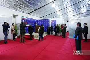 بازدید فرماندار تهران از ثبت نام انتخابات شورای شهر