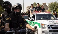 برخورد مقتدرانه پلیس با اخلالگران، محتکران و اراذل و اوباش در راستای تحقق شعار سال