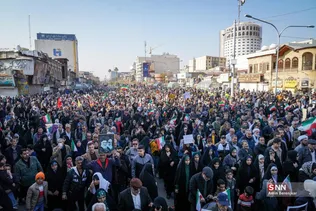 راهپیمایی مردم شیراز در محکومیت اغتشاشات