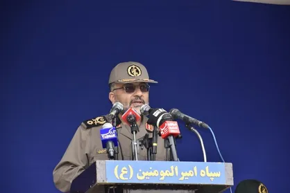 سردار سلیمانی: بسیج پیشگام تمدن&zwnj;سازی در گام دوم انقلاب است