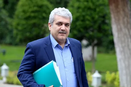 هر وقت دلگیر می&zwnj;شوم به شرکت&zwnj;های دانش&zwnj;بنیان سر می&zwnj;زنم/ ایران باید از قدرت علم و فناوری برای فروش محصولات دانش&zwnj;بنیان استفاده کند