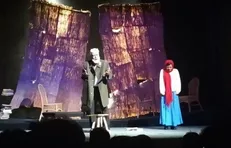 جشنواره منطقه‌ای تئاتر فجر، هنرمندان را به گفت‌وگو دعوت می‌کند