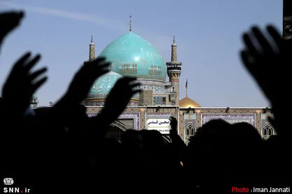 مشهدالرضا (ع) غرق در ماتم و عزا؛ بارگاه رضوی یکپارچه سیاهپوش است