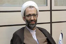 سلیمی: مخالفت مجمع تشخیص مصلحت با مصوبه کاهش عوارض واردت خودرو، مغایر با سیاست‌های کلی بخش سلامت است