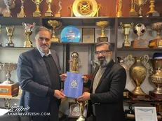 واکنش توهین آمیز معاون استقلال خطاب به پرسپولیس و رقبایش +عکس