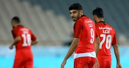 مهدی ترابی در باشگاه پرسپولیس حاضر شد