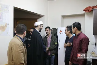 دیدار حجت‌الاسلام رستمی با دانشجویان مسیحی کوی دانشگاه تهران