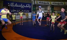 اردوی کشتی آزاد و فرنگی برای حضور در بازی‌های داخل سالن آسیا
