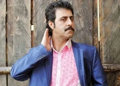 گفتگوی علی مشهدی با هومن حاجي عبداللهي در برنامه قرنطینه