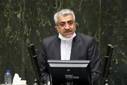 اردکانیان: حجم مفید مخازن سد&zwnj;ها ۵۰ درصد سال گذشته است/ گرمای زودرس خروجی نیروگاه&zwnj;های برق را کاهش داد