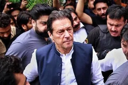 عمران&zwnj;خان بازداشت و راهی زندان شد