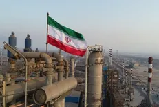 ثبات تولید نفت ایران نسبت به ماه قبل