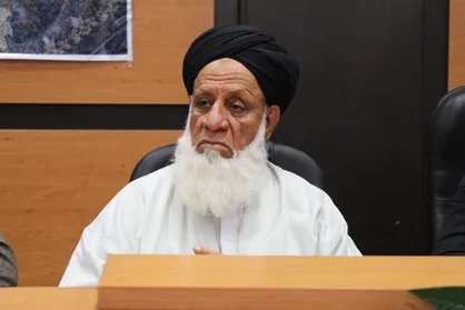 امام جمعه اهل سنت چابهار: به مولوی عبدالحمید گفتم موازین فقهی این اجازه را نمی&zwnj;دهد سخن شما را قبول کنم