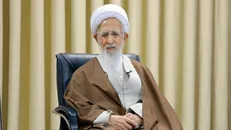 اشاره رهبر انقلاب به سخنان بغض‌آلود آیت‌الله جوادی آملی + فیلم