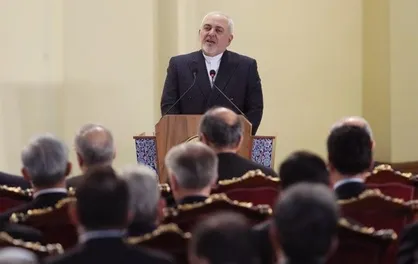 ظریف: بدانید که مردم ایران طرفدار دشمن آمریکا هستند