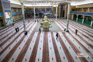 ضیافت افطاری در حرم حضرت معصومه(س)