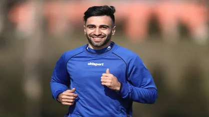 قرارداد مطهری با استقلال ۲ ساله تمدید شد