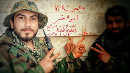 رجزخوانی شهید &laquo;عارف کاید خورده&raquo; در حضور حاج قاسم ساعاتی قبل از شهادت +فیلم
