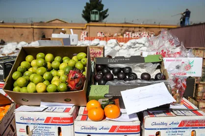 جابجایی ارز در پوشش واردات میوه