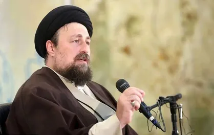 حافظ&zwnj;خوانی و سعدی&zwnj;خوانی سیدحسن خمینی در مرقد امام + فیلم