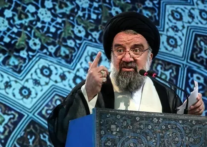 خاتمی: اعتراض را فریاد می&zwnj;زنیم اما اغتشاش برای یک لحظه مجاز نیست / خود آشوبگران مصداق &laquo;مرگ بر دیکتاتور&raquo; هستند