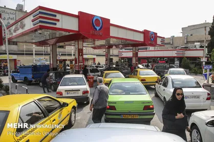 دستور نمکی برای واکسیناسیون کارکنان پمپ بنزین&zwnj;ها