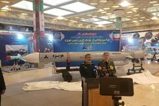 موشک کروز برد بلند زمینی «هویزه» رونمایی شد