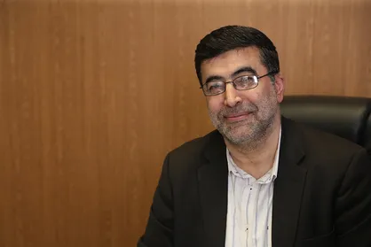 عبداللهی: مسائل اقتصادی فرصت مطالعاتی اساتید را کاهش داده است / بودجه دانشگاه را دیر می&lrm;دهند تا نتواند برنامه&lrm;های خود را جلو ببرد