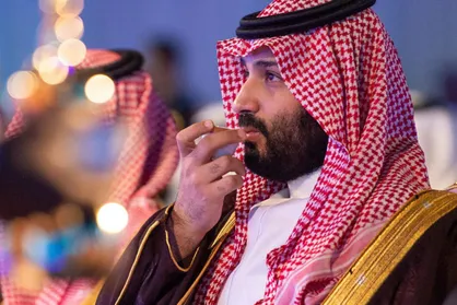 بن سلمان به حاکم فعلی عربستان تبدیل شده/ اوضاع جسمانی نابسامان ملک سلمان