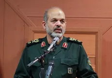 قاسم سلیمانی مانع تجزیه عراق شد / خون قاسم سلیمانی انسجام بیشتری بین مردم ما ایجاد کرد