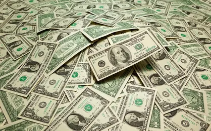 قیمت واقعی دلار چند است؟
