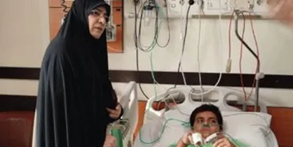 عیادت معاون وزیر آموزش و پرورش از دانش&zwnj;آموز جانباز حادثه تروریستی کرمان