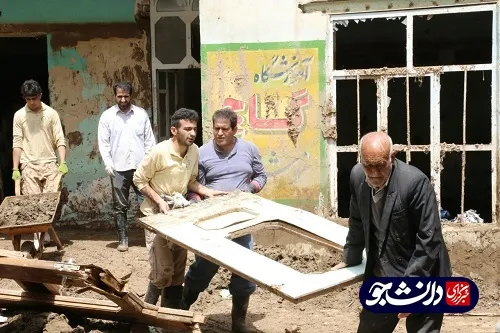 فعالیت جهادگران بسیج دانشجویی کردستان در مناطق سیل زده پلدختر و کوهدشت