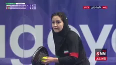تیم پدل ایران (صبا نجفی و ندا محمدتقی‌پور) در نخستین دیدار، امارات را با نتایج ۷-۶ و ۶-۳ در دو ست شکست داد.